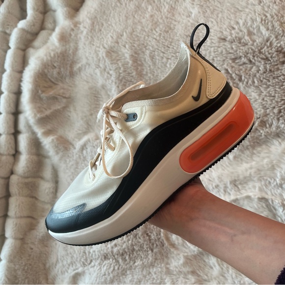 Womens Nike Air Max Sneakers Size 9 - Picture 4 of 14